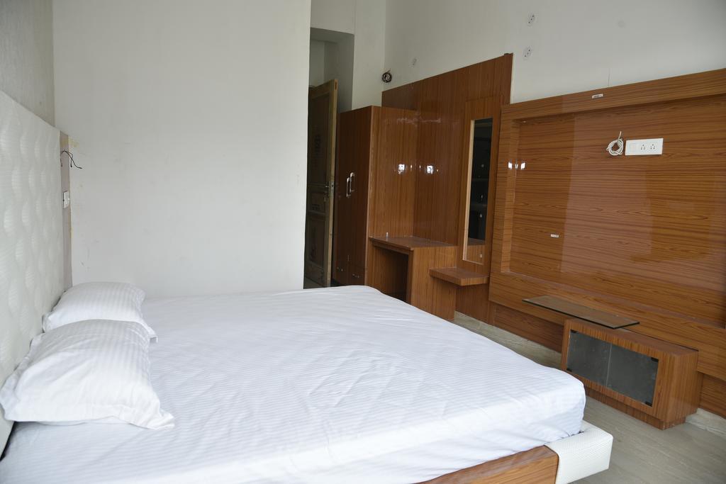 Hill Paradise Hotel Nagchala Pokój zdjęcie